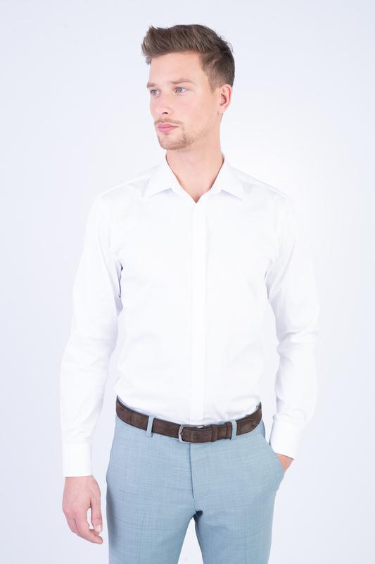 Satin stretch spoločenská košeľa V priliehavom strihu