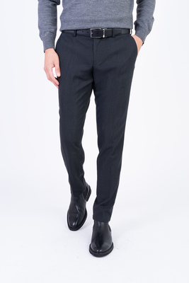 Strečové nohavice V priliehavom strihu