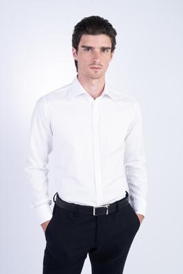 Strečová košeľa V priliehavom strihu Strečová košeľa V priliehavom strihu