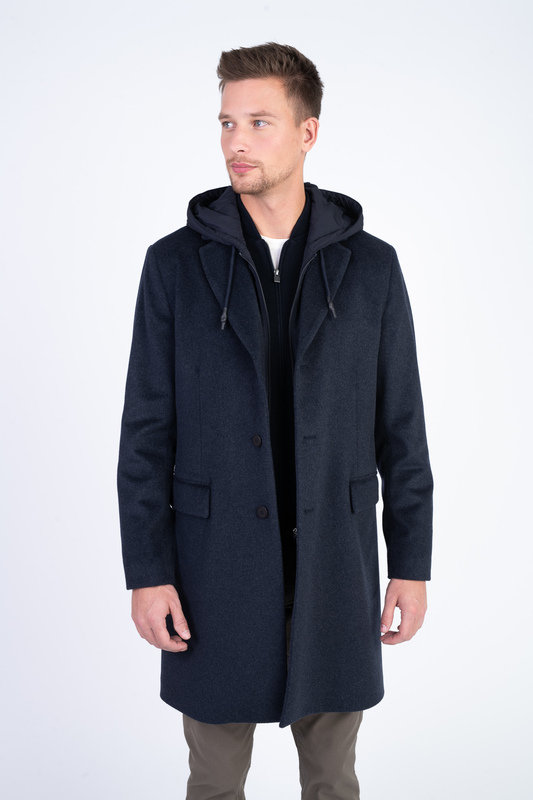 Vlnený plášť s kapucňou V pohodlnom strihu