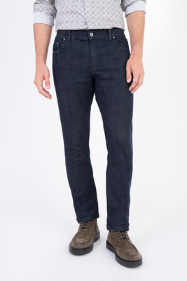 Strečové džínsy V priliehavom strihu Strečové džínsy V priliehavom strihu