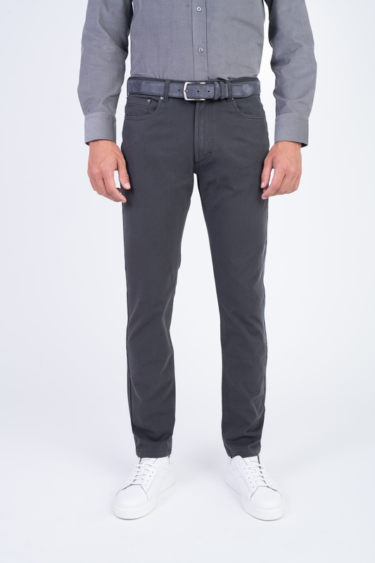 Strečové nohavice V priliehavom strihu