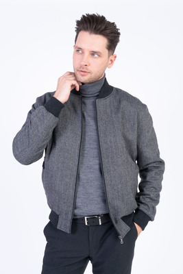 Vlnená bunda s herringbone vzorom V pohodlnom strihu