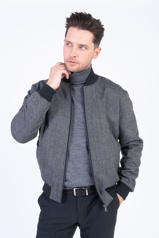 Vlnená bunda s herringbone vzorom V pohodlnom strihu