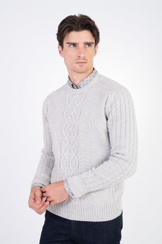 Sveter z merino vlny V pohodlnom strihu