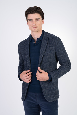 Vlnené sako V priliehavom strihu