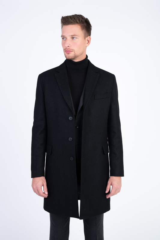 Vlnený plášť s herringbone vzorom V pohodlnom strihu