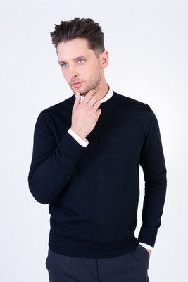 Sveter z merino vlny V pohodlnom strihu