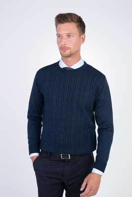 Sveter z merino vlny V pohodlnom strihu Sveter z merino vlny V pohodlnom strihu