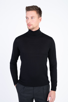 Bavlnený rolák s hodvábom V pohodlnom strihu Bavlnený rolák s hodvábom V pohodlnom strihu