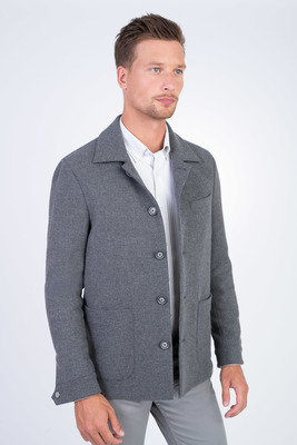 Vlnené sako V pohodlnom strihu