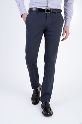 Strečové nohavice V pohodlnom strihu