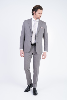 Károvaný strečový oblek V pohodlnom strihu